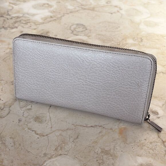 Matt & Nat Central Purity Collection Vegan Zippered Wallet - Picture 2 of 11